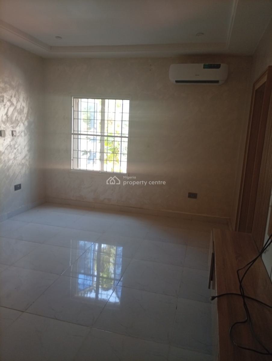 Tastefully Finished and Spacious 4 Bedroom Terraced Duplex with a Bq, Guzape District, Abuja, Terraced Duplex for Rent