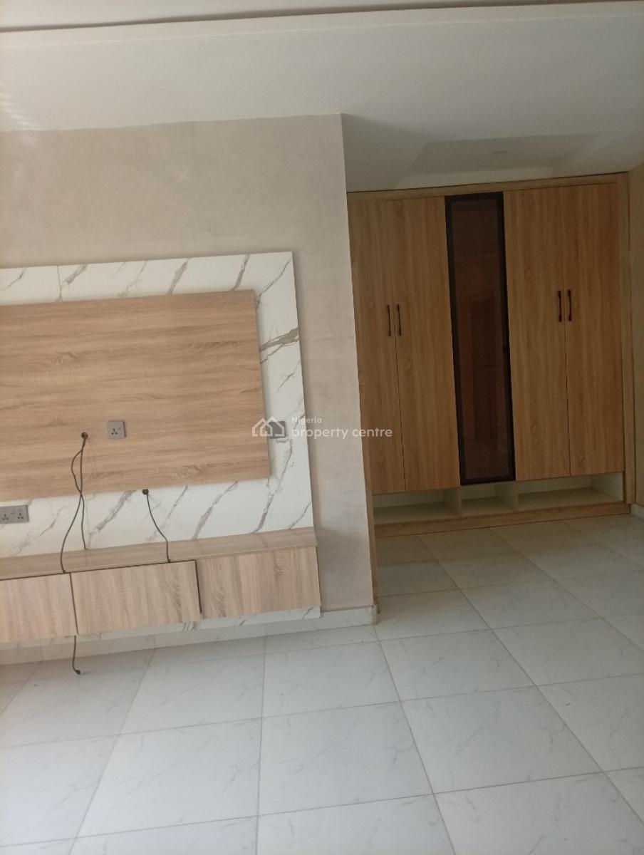 Tastefully Finished and Spacious 4 Bedroom Terraced Duplex with a Bq, Guzape District, Abuja, Terraced Duplex for Rent