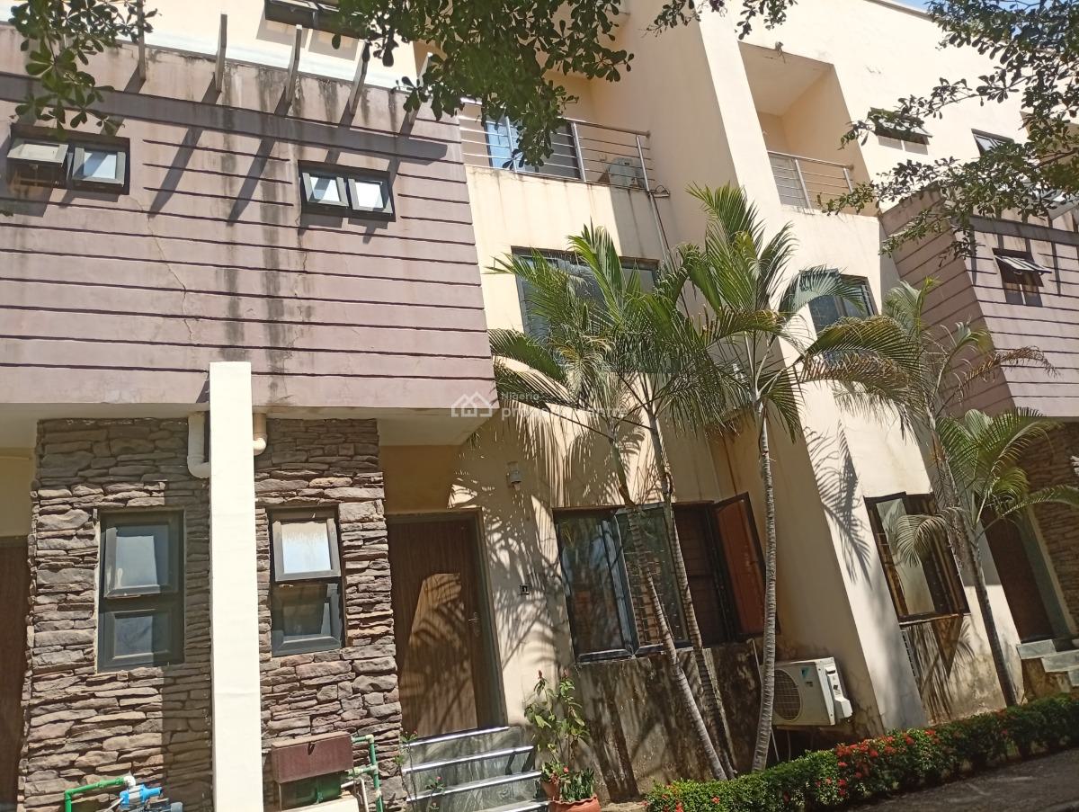 4 Bedroom Terraced Duplex with a Bq ( Corner Piece), Guzape District, Abuja, Terraced Duplex for Rent