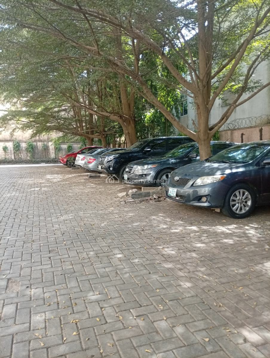 4 Bedroom Terraced Duplex with a Bq ( Corner Piece), Guzape District, Abuja, Terraced Duplex for Rent