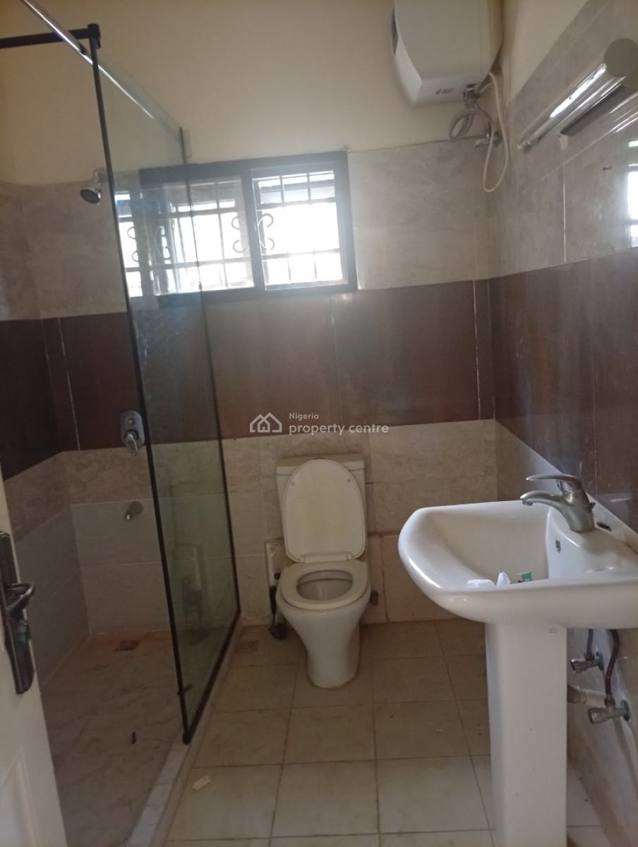 4 Bedroom Terraced Duplex with a Bq ( Corner Piece), Guzape District, Abuja, Terraced Duplex for Rent