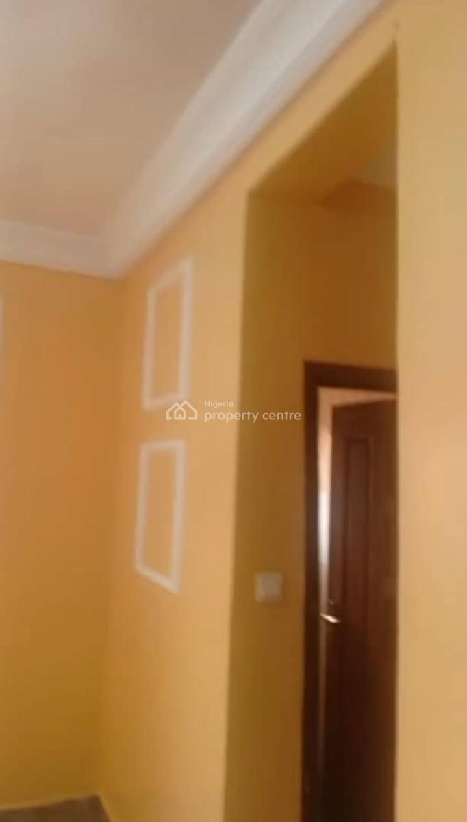 Lovely 2bedroom Flat, Off Aborishade, Lawanso, Surulere, Lagos, Flat / Apartment for Rent