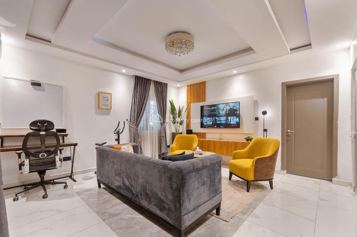 One Bedroom Apartment with a Workstation and Exercise Bike, Thomas Estate Ajah, Ajah, Lagos, Flat / Apartment Short Let