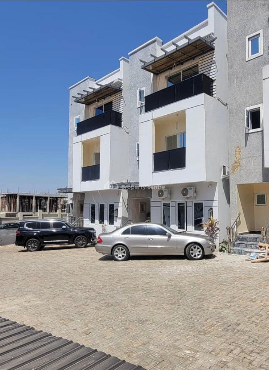 4-bedrooms Terrace Duplex with Bq, Main, Guzape District, Abuja, Terraced Duplex for Rent