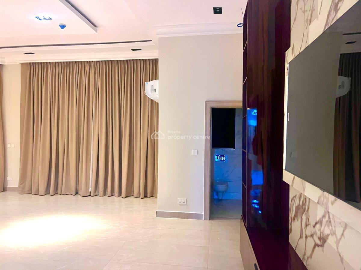 Luxury Five Bedroom Penthouse with Bq on 369sqm, Periwinkle Estate, Lekki Phase 1, Lekki, Lagos, Block of Flats for Sale