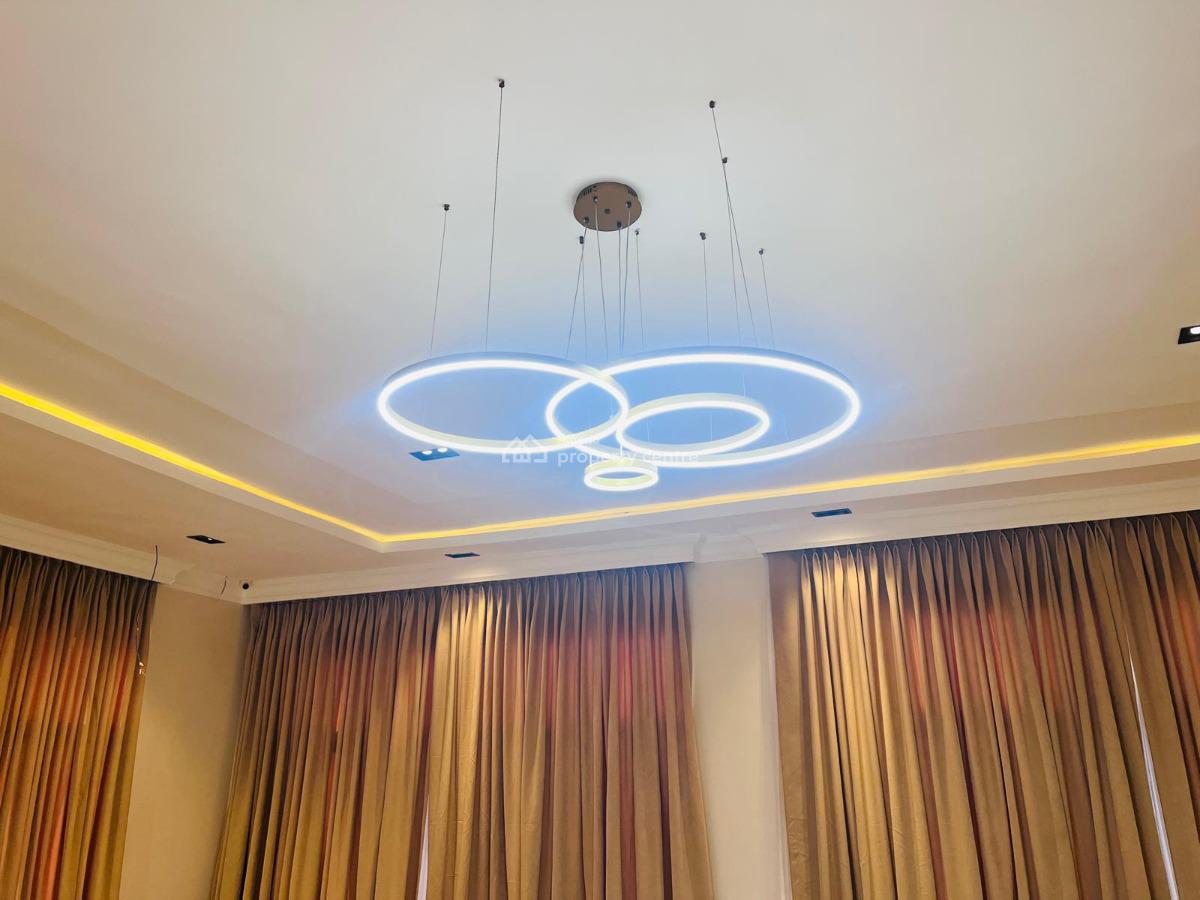 Luxury Five Bedroom Penthouse with Bq on 369sqm, Periwinkle Estate, Lekki Phase 1, Lekki, Lagos, Block of Flats for Sale