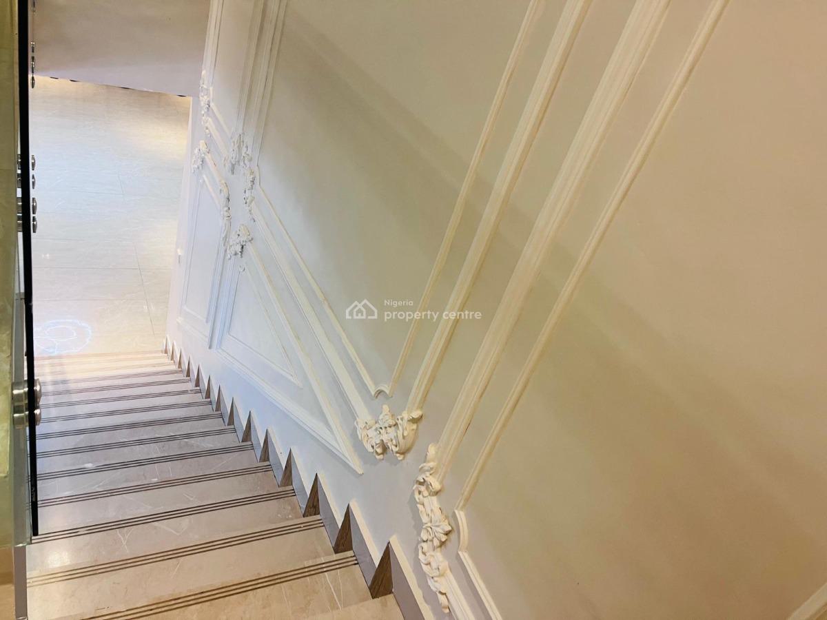 Luxury Five Bedroom Penthouse with Bq on 369sqm, Periwinkle Estate, Lekki Phase 1, Lekki, Lagos, Block of Flats for Sale