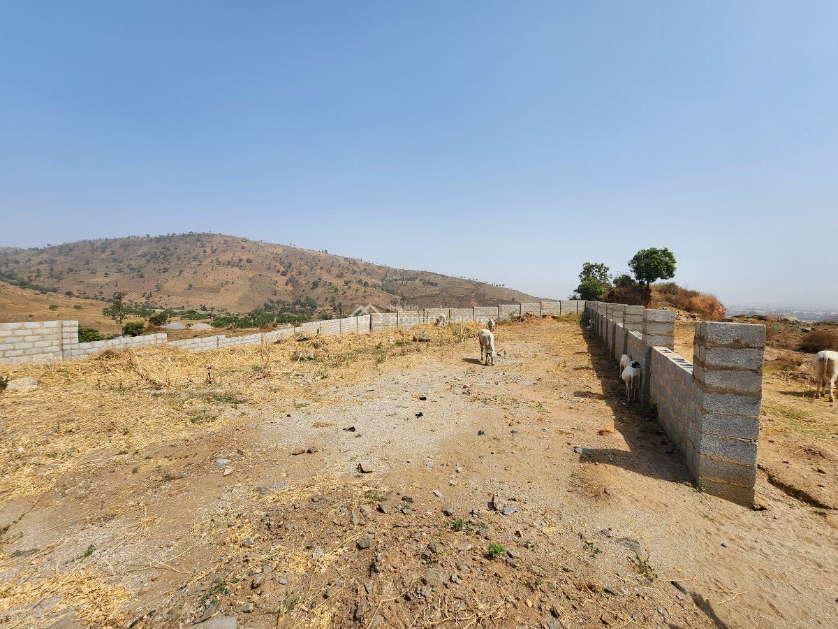 Prime Fenced 1,000sqm Land @ Kugbo Directly Facing The Ever-busy Abuja, Kugbo, Asokoro District, Abuja, Mixed-use Land for Sale