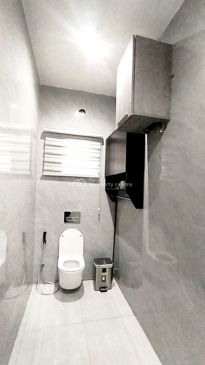 Spacious Massive Luxry Furnish Apartment, Secure Estate The Cello Apartment Ii Off Freedwey Ikate Lagos, Lekki Phase 1, Lekki, Lagos, Block of Flats for Sale