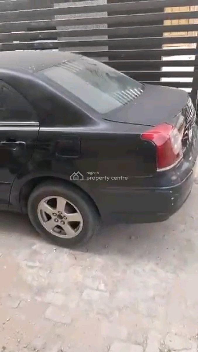 a Newly Renovated *2-bedroom Flat Upstairs, Ogudu, Lagos, Flat / Apartment for Rent