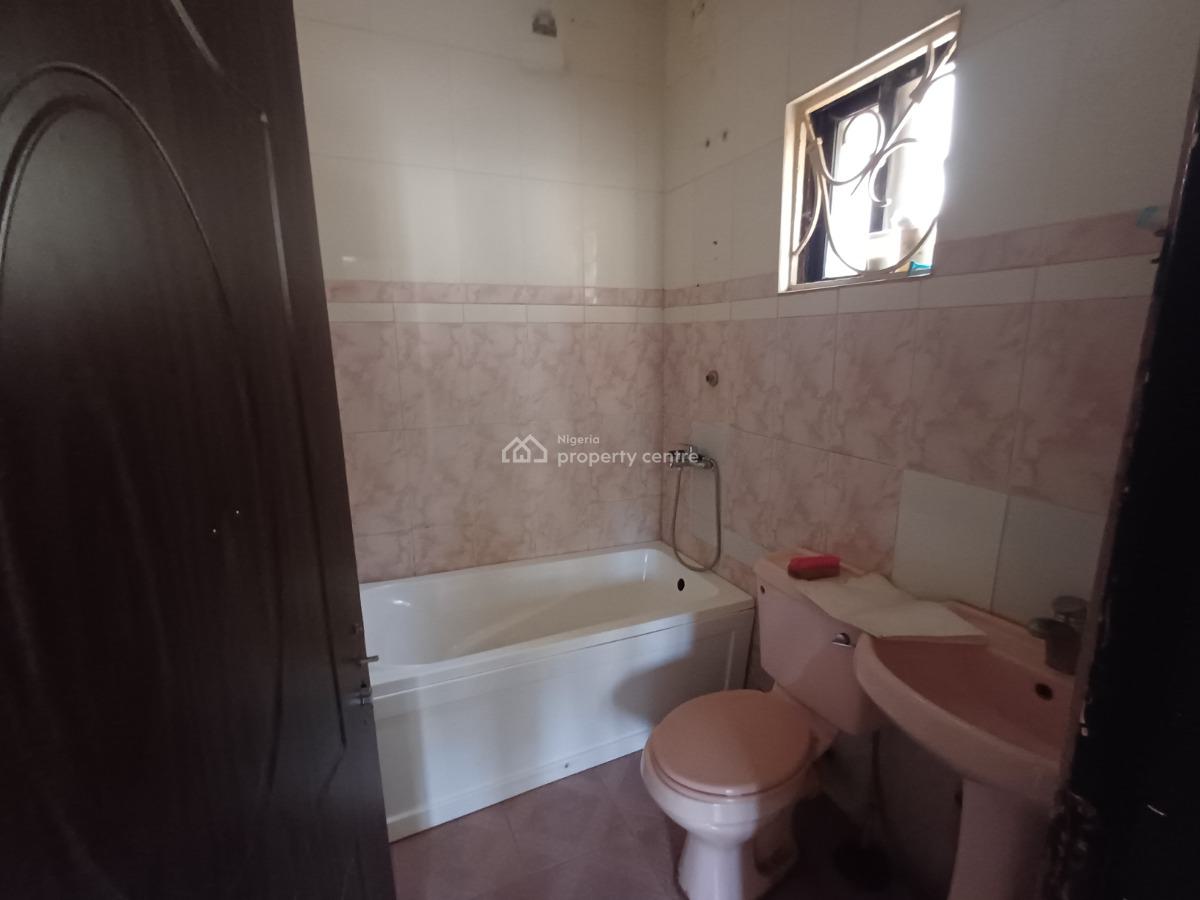 3 Bedroom Flat on The Ground Floor, Jabi, Abuja, Flat / Apartment for Rent