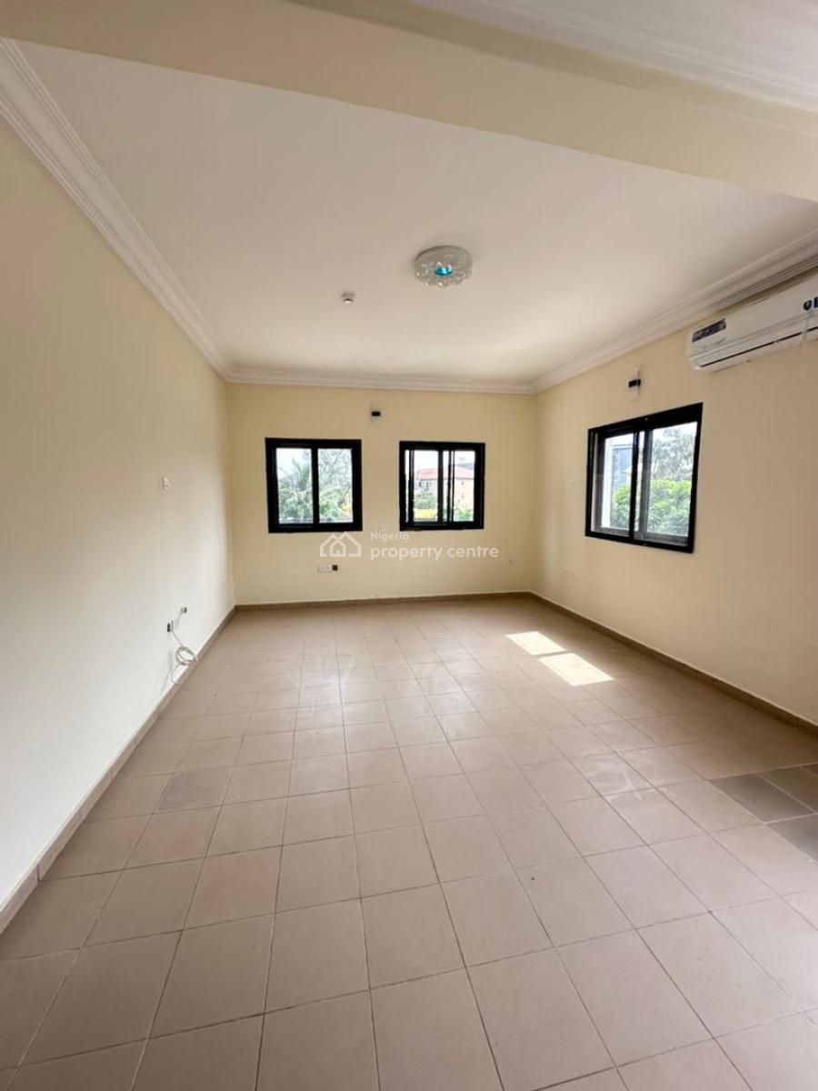 2 Bedroom Penthouse Apartment in a Secure and Serene Environment., Lekki Phase 1, Lekki, Lagos, Flat / Apartment for Rent