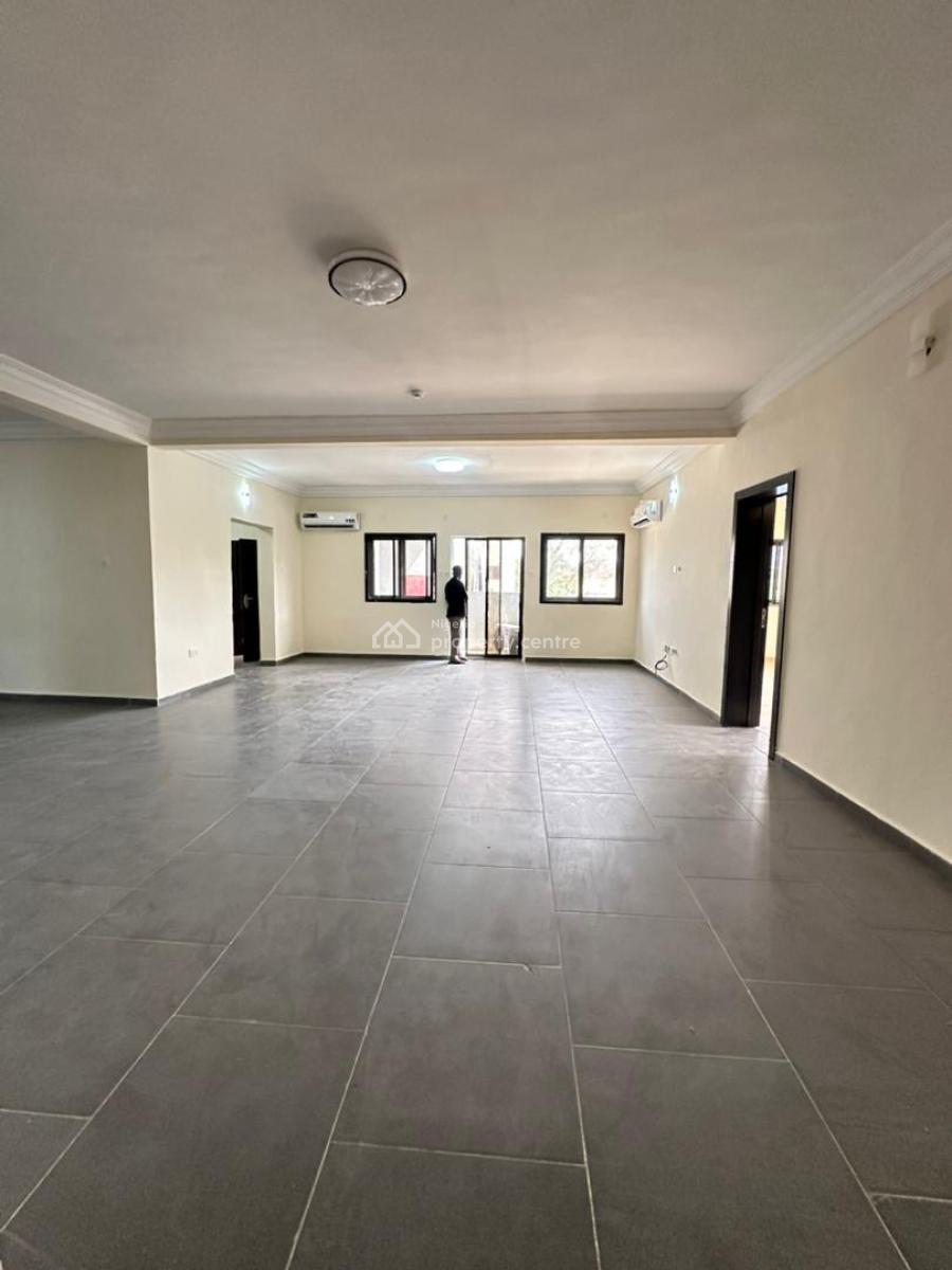 Luxurious 3 Bedroom Apartment in a Secure and Serene Environment., Lekki Phase 1, Lekki, Lagos, Flat / Apartment for Rent