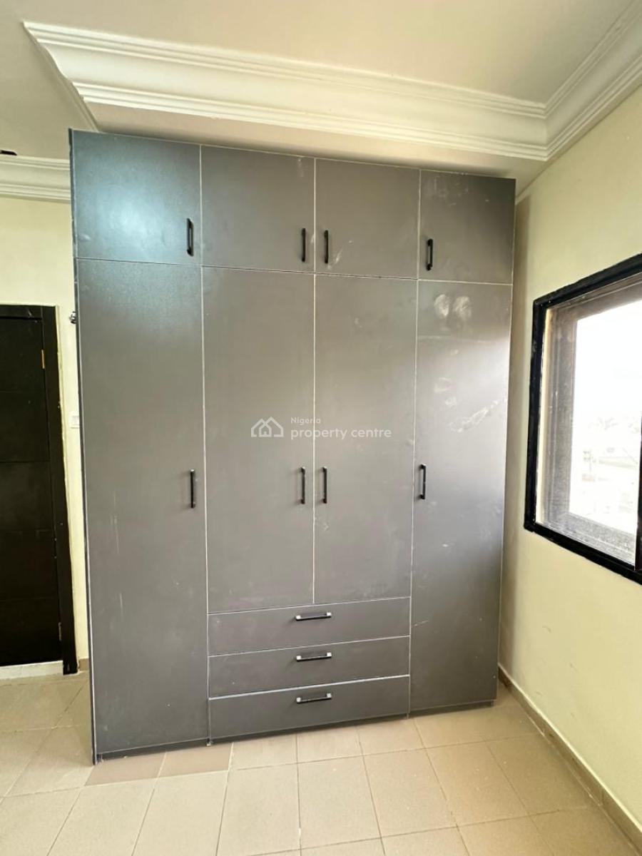 Luxurious 3 Bedroom Apartment in a Secure and Serene Environment., Lekki Phase 1, Lekki, Lagos, Flat / Apartment for Rent