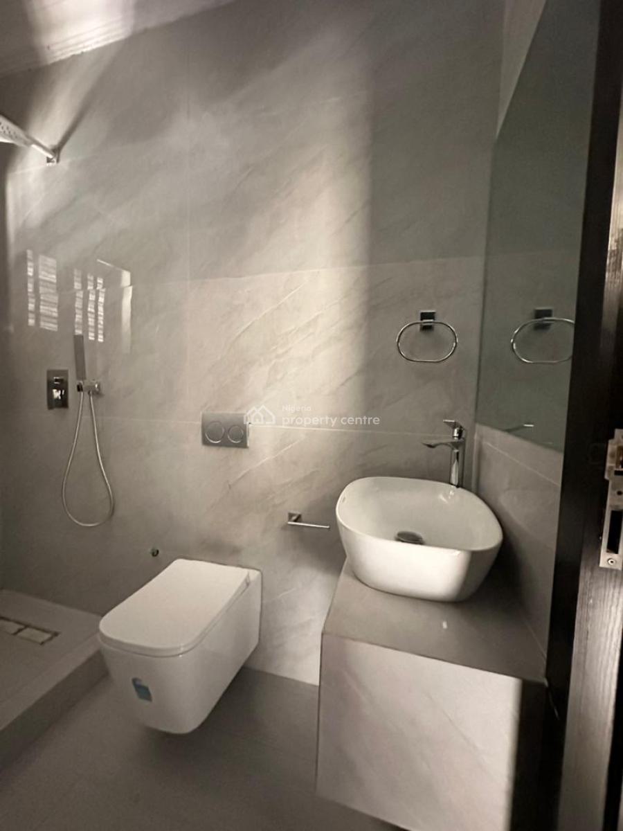 Luxurious 3 Bedroom Apartment in a Secure and Serene Environment., Lekki Phase 1, Lekki, Lagos, Flat / Apartment for Rent