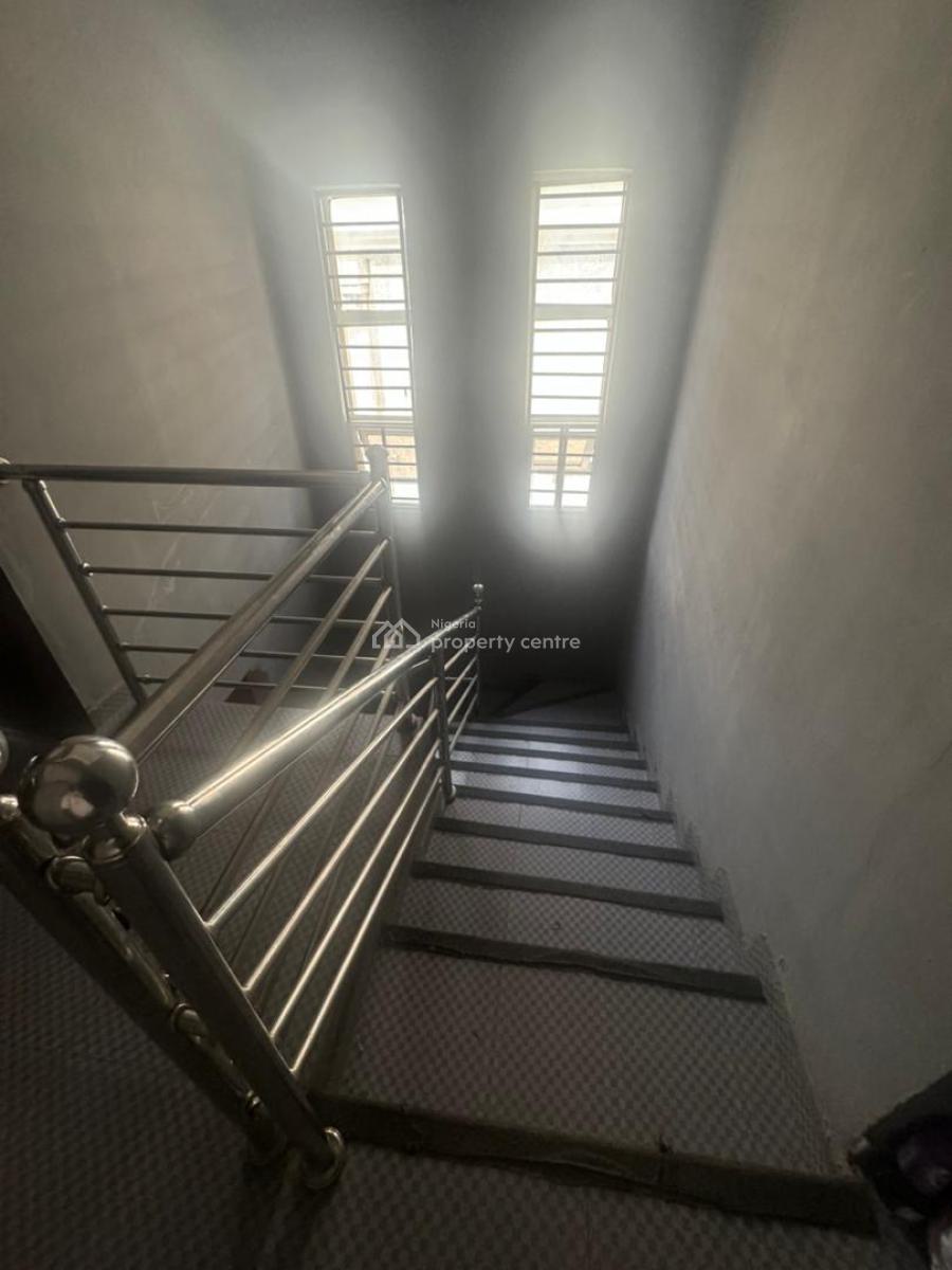 Self Contain Masters, Ikota Villa Estate, Ikota, Lekki, Lagos, Self Contain (single Rooms) for Rent