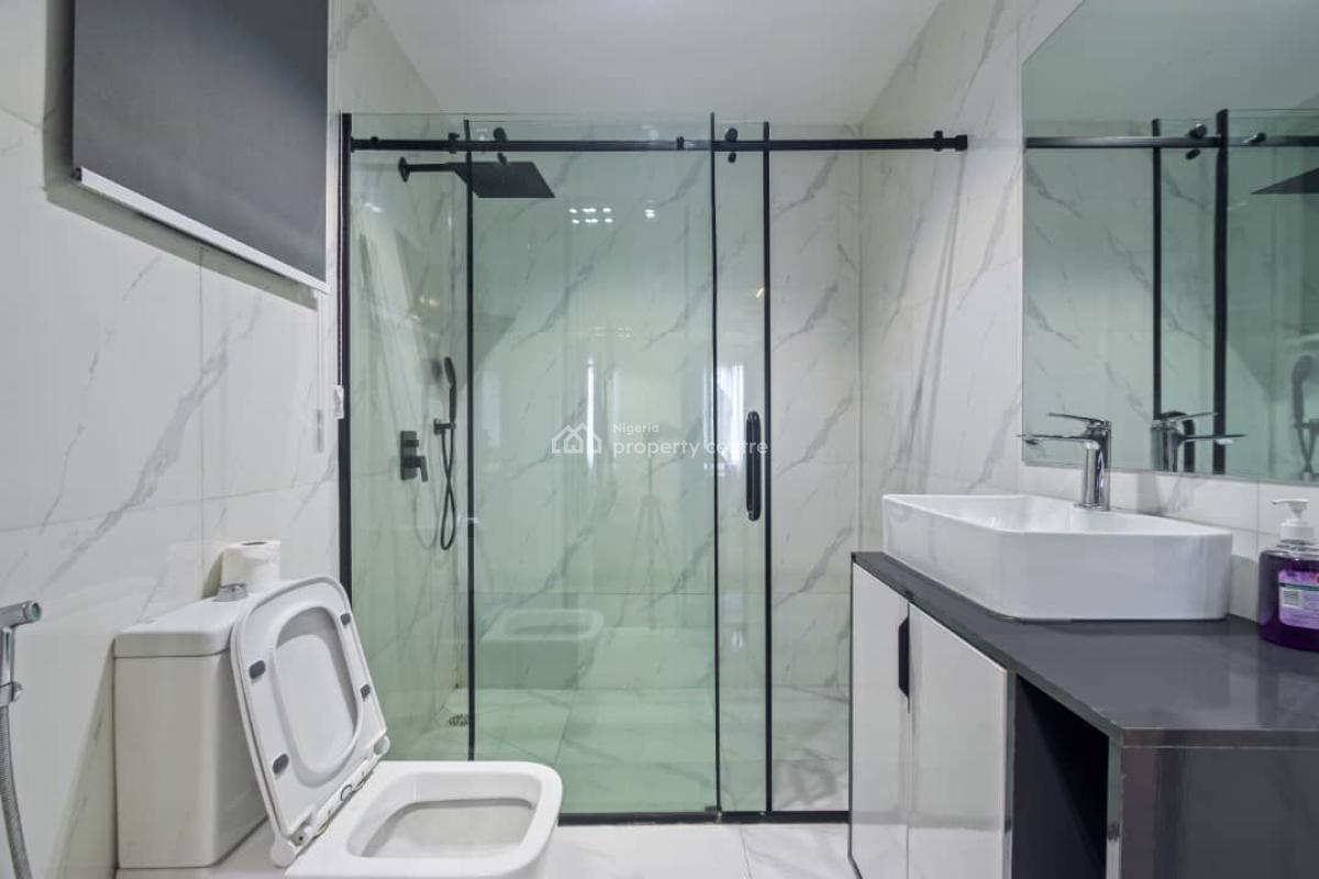 Beautiful 3-bed Maisonette on The 2nd Floor with Restaurant & Boutique, Victoria Island (vi), Lagos, Flat / Apartment Short Let