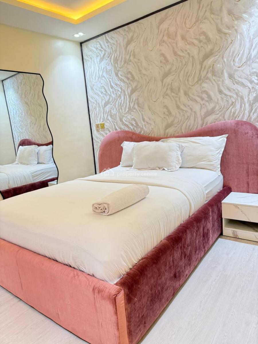 Scarlett --- Luxury 3-bedroom Apartment with Wine Bar & Snooker, Victoria Island (vi), Lagos, Flat / Apartment Short Let