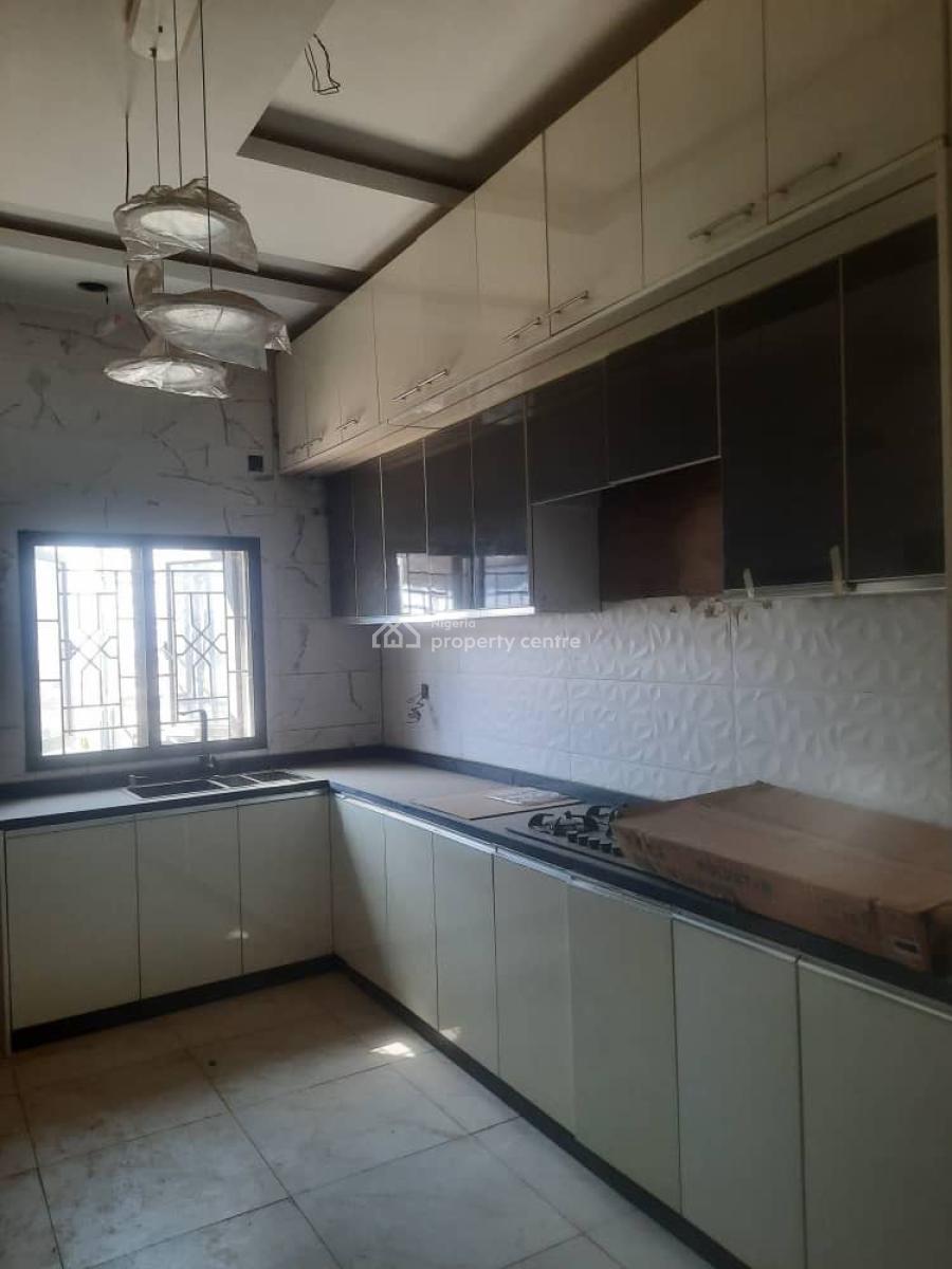Spacious 5 Bedrooms, Estate: Sam Nujoma Estate Galadimawa, Galadimawa, Abuja, Detached Duplex for Sale