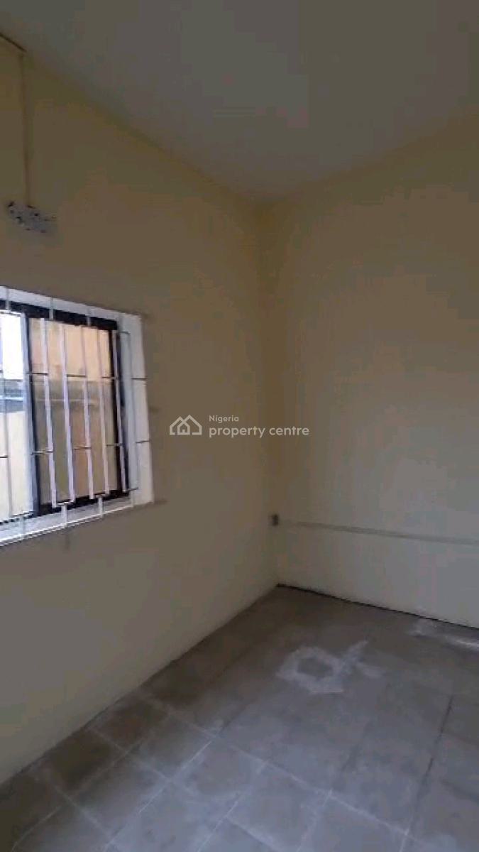 Decent Mini Ground Flat 1t 1b Separated N Kitchen Cabs, Julius Kadiri By Police Station, Ifako, Gbagada, Lagos, Mini Flat (room and Parlour) for Rent