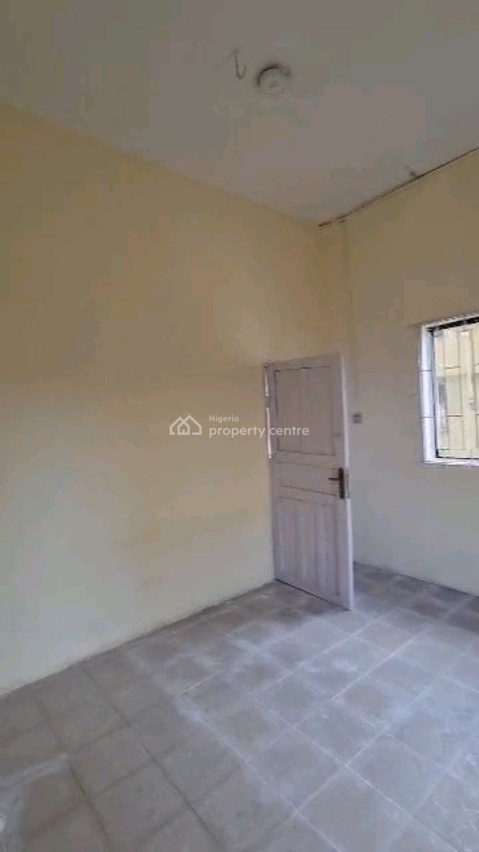 Decent Mini Ground Flat 1t 1b, Julius Kadiri By Police Station, Ifako, Gbagada, Lagos, Mini Flat (room and Parlour) for Rent