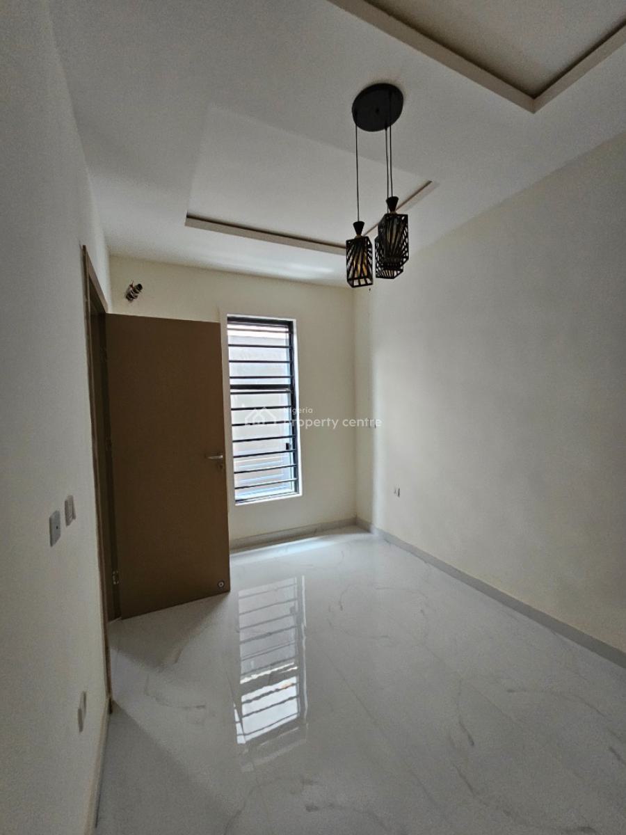 3 Bedroom Apartment in a Secure Estate., Lagos, Omole Phase 1, Ikeja, Lagos, Flat / Apartment for Sale