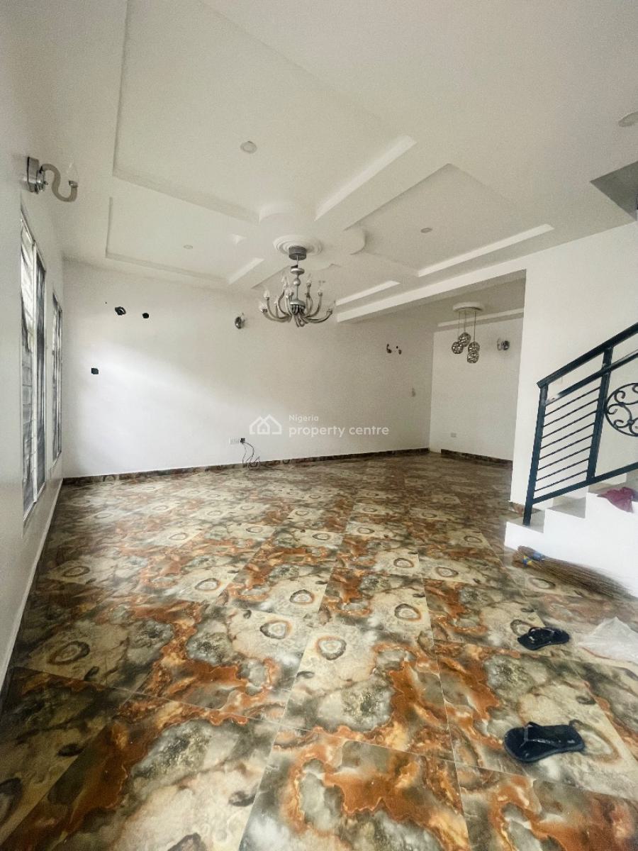 Luxury 4 Bedroom Duplex with Bq, Chevron, Lekki, Lagos, Terraced Duplex for Rent