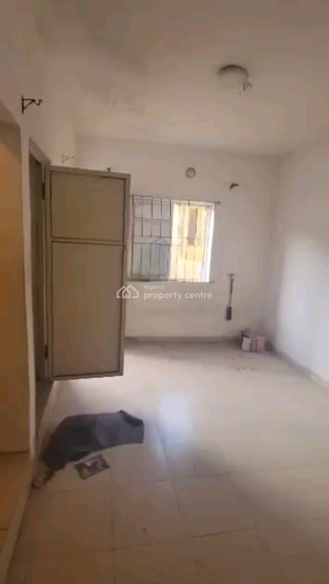 a Relatively New and Decent Roomself Contain, Upstairs, Off Market Street, Shomolu, Lagos, Self Contain (single Rooms) for Rent