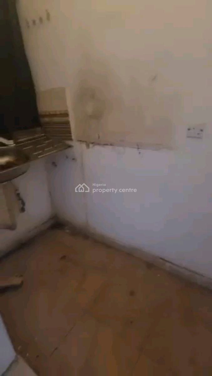 a Relatively New and Decent Roomself Contain, Upstairs, Off Market Street, Shomolu, Lagos, Self Contain (single Rooms) for Rent