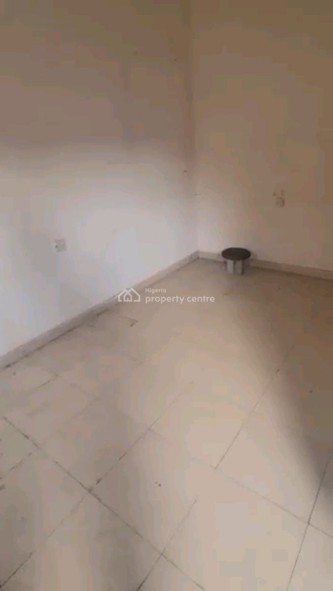 a Relatively New and Decent Roomself Contain, Upstairs, Off Market Street, Shomolu, Lagos, Self Contain (single Rooms) for Rent