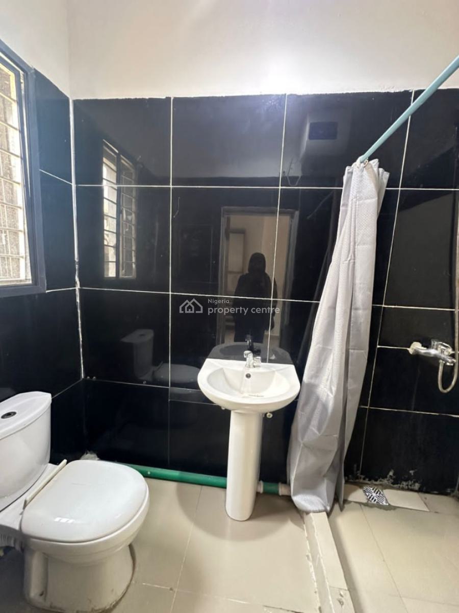Serviced 2 Bedroom Apartment in a Secure Estate, Lekki Phase 1, Lekki, Lagos, House for Rent