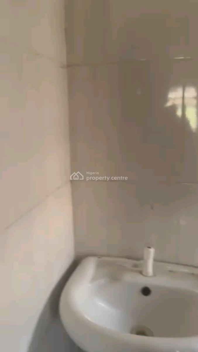 Renovated Decent 4 Units 3 Bedroom Up, Pedro, Gbagada, Lagos, Flat / Apartment for Rent