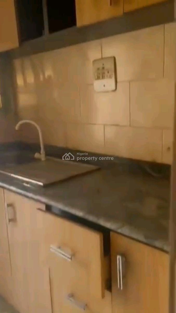 Renovated Decent 4 Units 3 Bedroom Up, Pedro, Gbagada, Lagos, Flat / Apartment for Rent