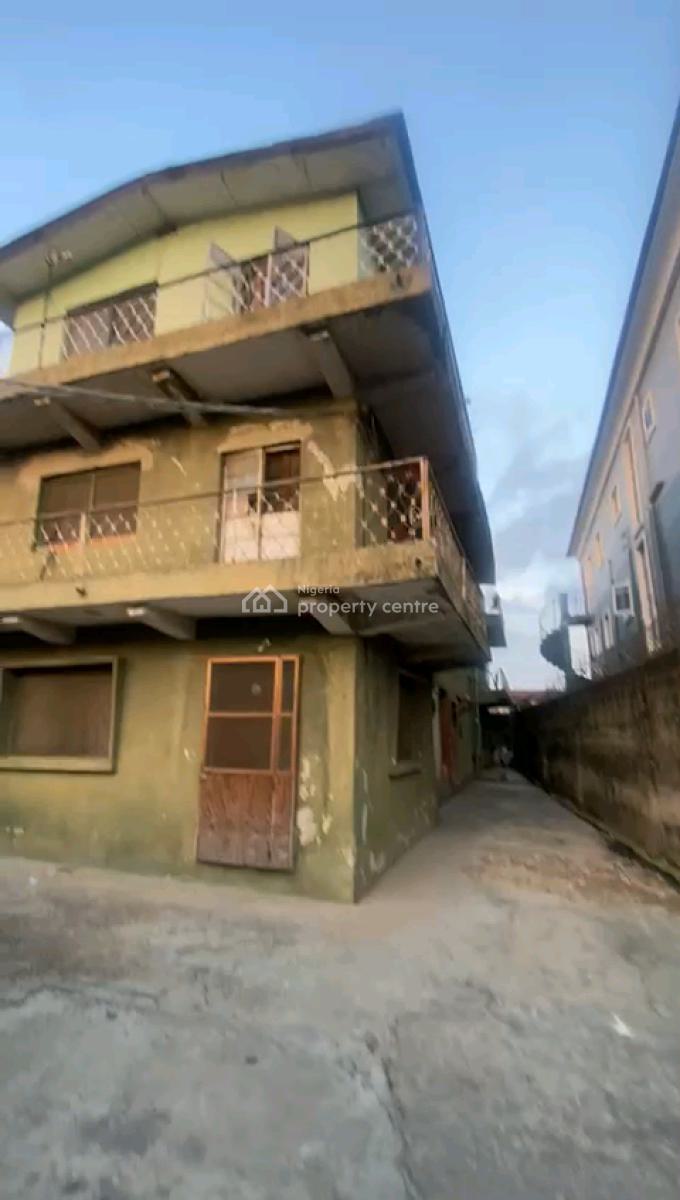 Demolishable Building (6 Units 2 Bedroom Flat) on Dry Land, Alh Jimoh Oladehinde, Ifako, Gbagada, Lagos, Block of Flats for Sale