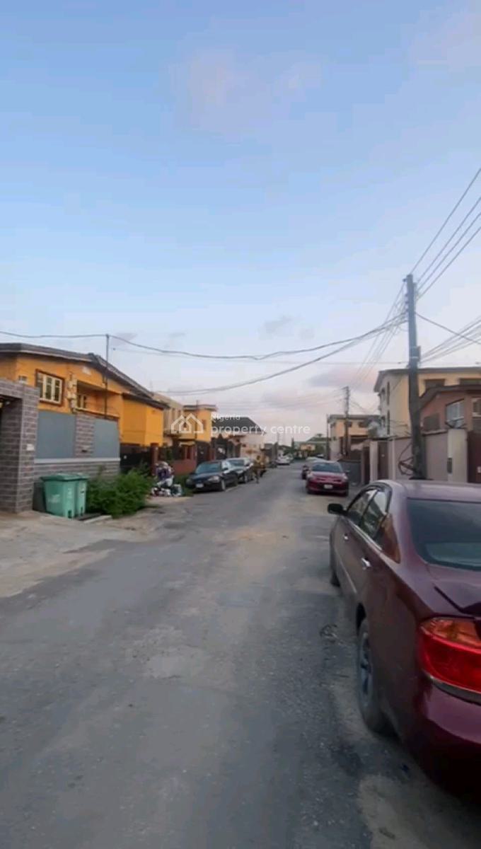 Demolishable Building (6 Units 2 Bedroom Flat) on Dry Land, Alh Jimoh Oladehinde, Ifako, Gbagada, Lagos, Block of Flats for Sale