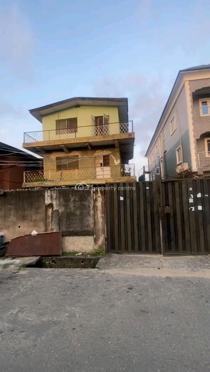 Demolishable Building (6 Units 2 Bedroom Flat) on Dry Land, Alh Jimoh Oladehinde, Ifako, Gbagada, Lagos, Block of Flats for Sale