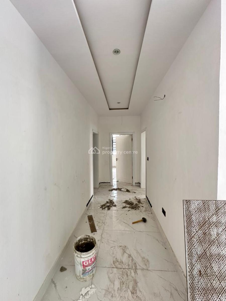 Astonishing 3 Bedroom Penthouse in a Secure and Secured Location, Lekki Phase 1, Lekki, Lagos, Flat / Apartment for Sale