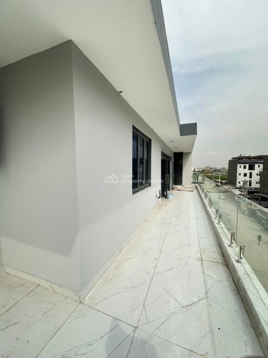 Astonishing 3 Bedroom Penthouse in a Secure and Secured Location, Lekki Phase 1, Lekki, Lagos, Flat / Apartment for Sale