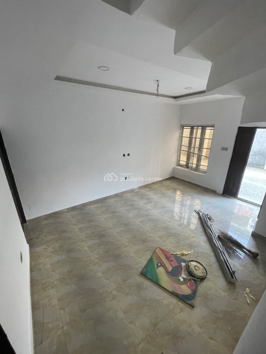 3 Bedroom Duplex in an Estate, Silverland Estate, Sangotedo, Ajah, Lagos, Terraced Duplex for Rent
