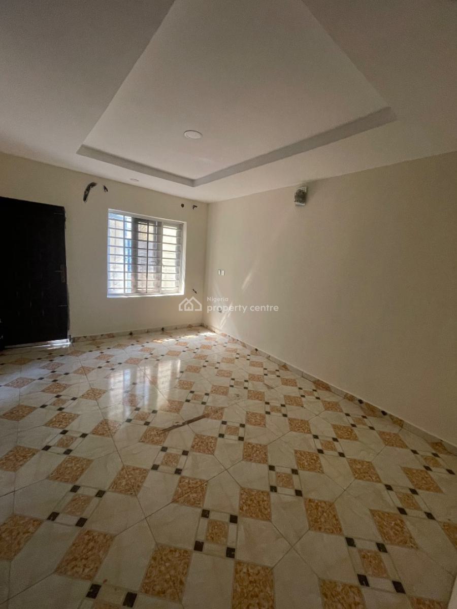 3 Bedroom Duplex in an Estate, Silverland Estate, Sangotedo, Ajah, Lagos, Terraced Duplex for Rent