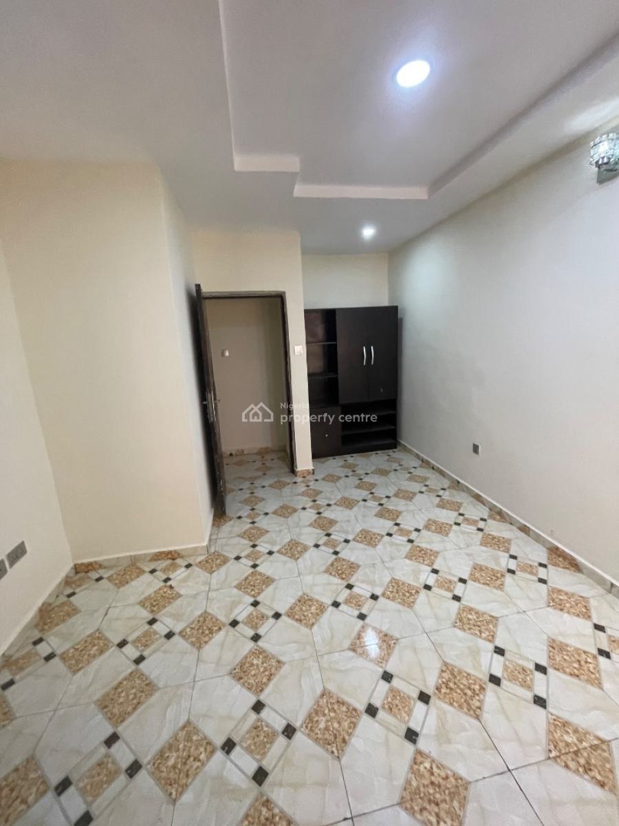 3 Bedroom Duplex in an Estate, Silverland Estate, Sangotedo, Ajah, Lagos, Terraced Duplex for Rent