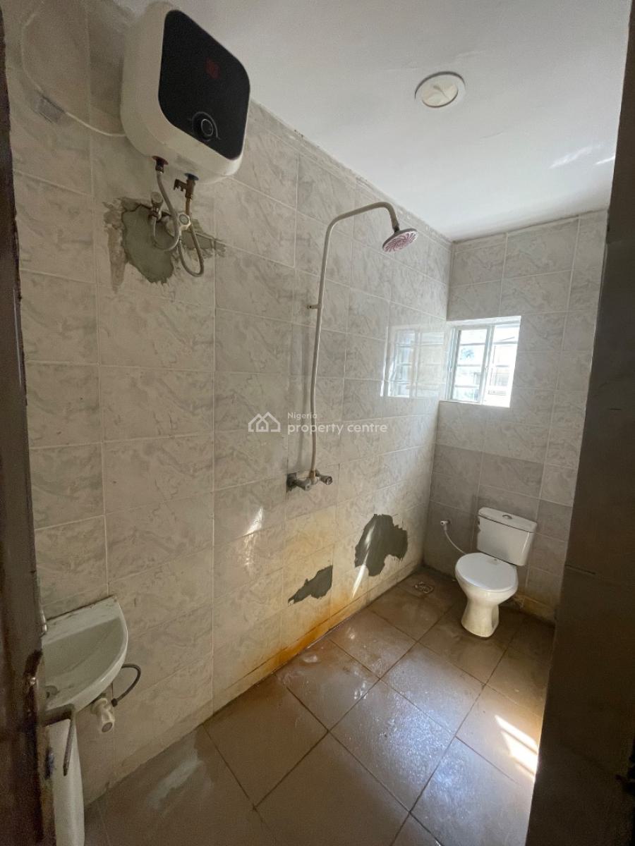 3 Bedroom Duplex in an Estate, Silverland Estate, Sangotedo, Ajah, Lagos, Terraced Duplex for Rent