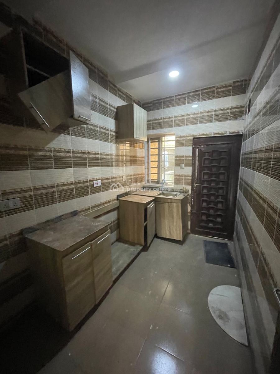 3 Bedroom Duplex in an Estate, Silverland Estate, Sangotedo, Ajah, Lagos, Terraced Duplex for Rent