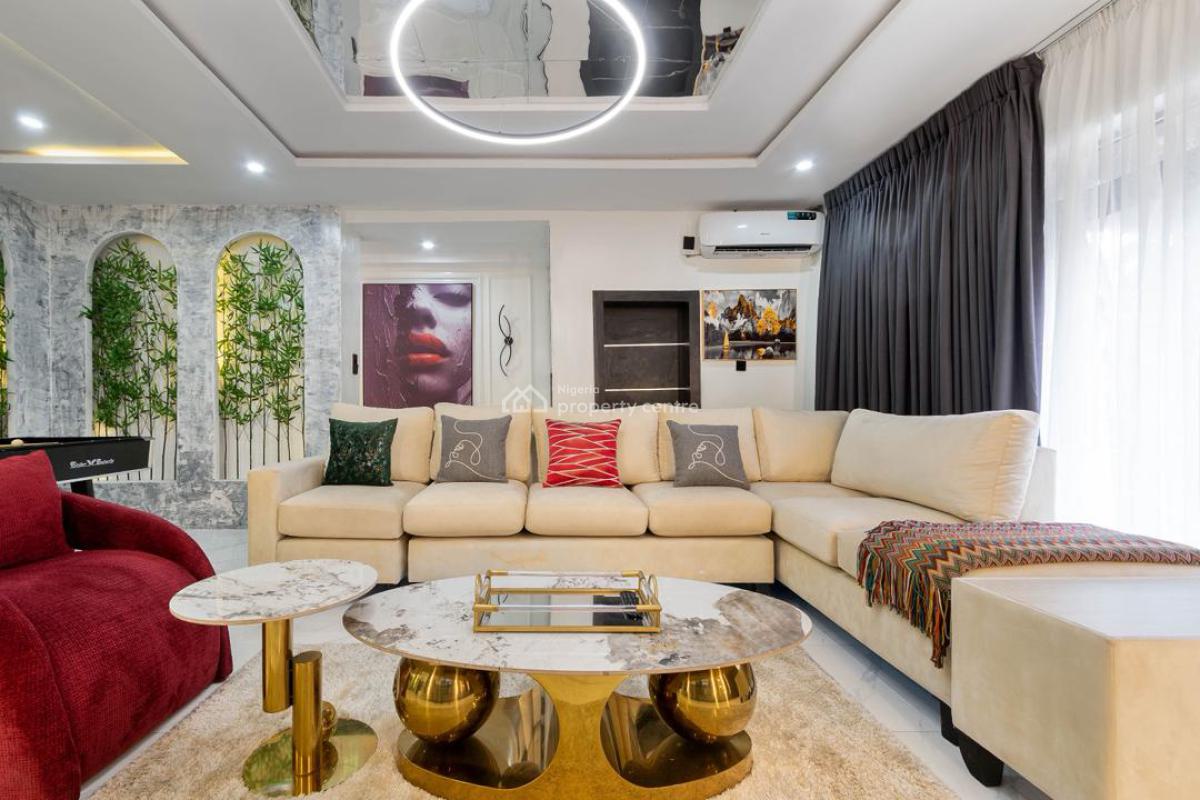 Luxury 2 Bedroom Luxury Apartment with Snooker, Ps5, Gym, Lekki Phase 1, Lekki, Lagos, Flat / Apartment Short Let