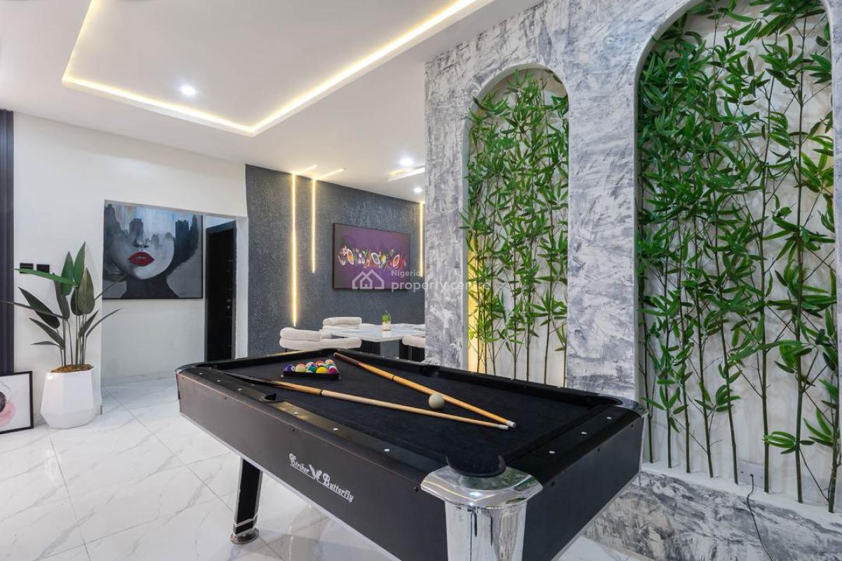 Luxury 2 Bedroom Luxury Apartment with Snooker, Ps5, Gym, Lekki Phase 1, Lekki, Lagos, Flat / Apartment Short Let