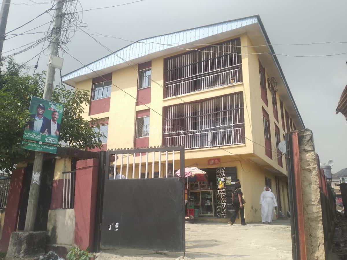 Executive 2 Bedroom Apartment with Good Facilities in a Comfy Axis, Off Ogudu Road Ogudu, Ogudu, Lagos, Flat / Apartment for Rent