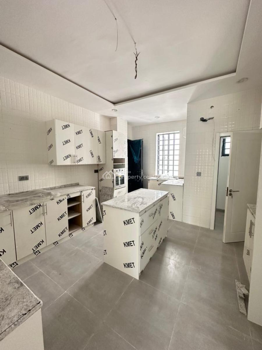 Spacious Luxury 3 Bedroom Penthouse in a Secure and Serene Environment, Lekki Phase 1, Lekki, Lagos, House for Sale