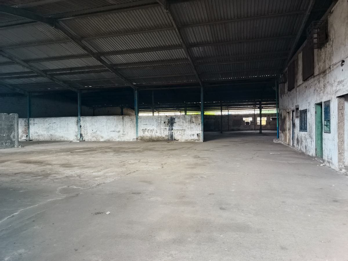 Warehouse Capacity of 5,500sqm, Kirikiri Industrial Area, Kirikiri, Apapa, Lagos, Warehouse for Rent