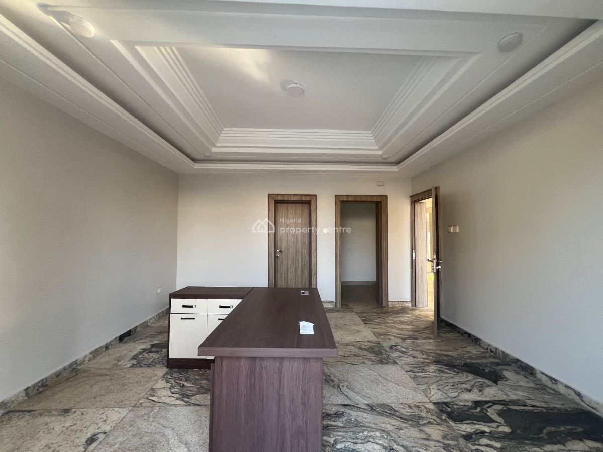 Commercial Plaza Wuse 2, Directly Opposite Burger King, Wuse 2, Abuja, Plaza / Complex / Mall for Sale