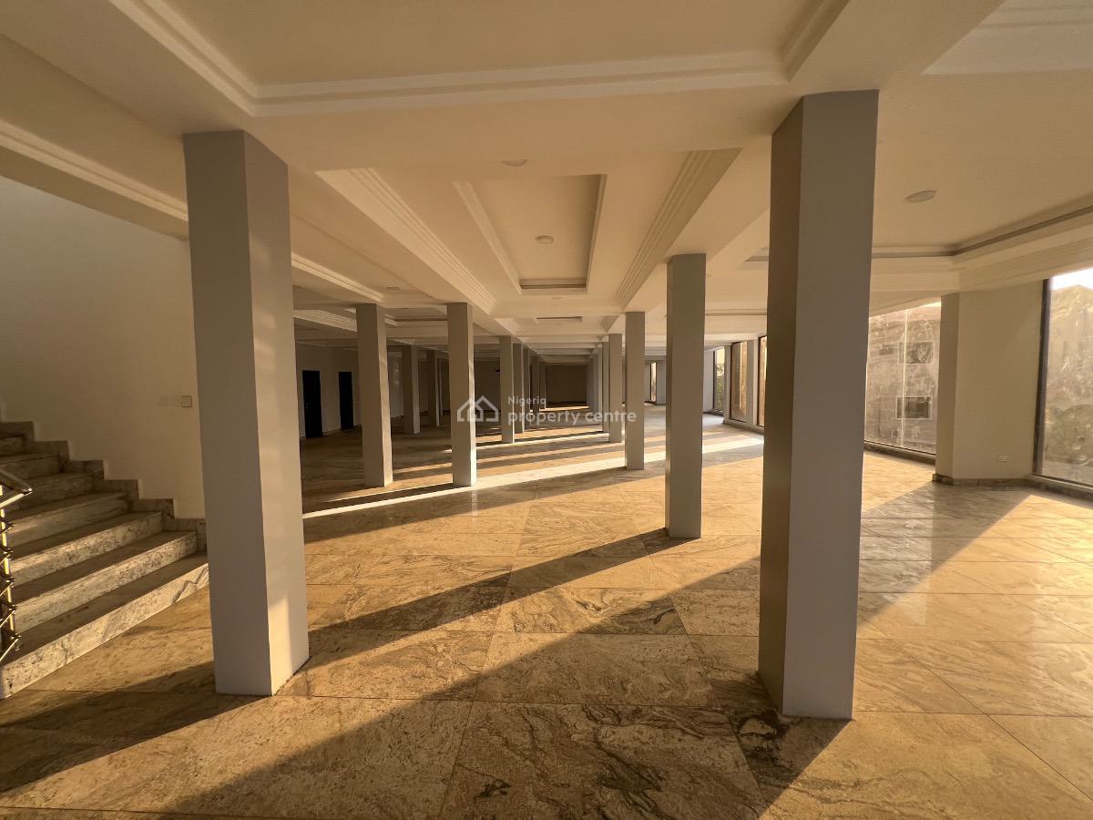 Commercial Plaza Wuse 2, Directly Opposite Burger King, Wuse 2, Abuja, Plaza / Complex / Mall for Sale